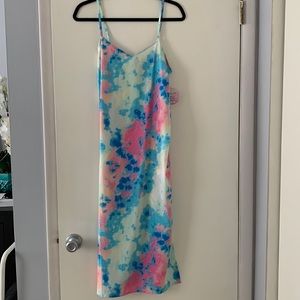 NWT Francesca’s multi-color dress